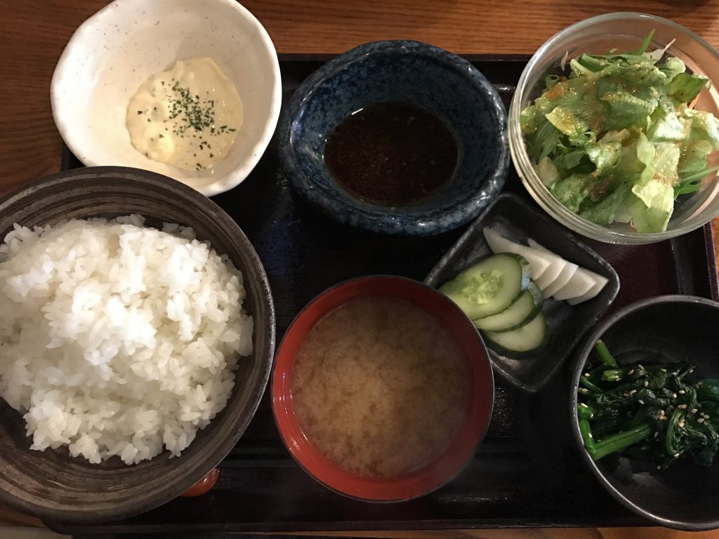 北千住「ここのつ」の「鶏の唐揚げWソース定食(780円)」が最高においしい!