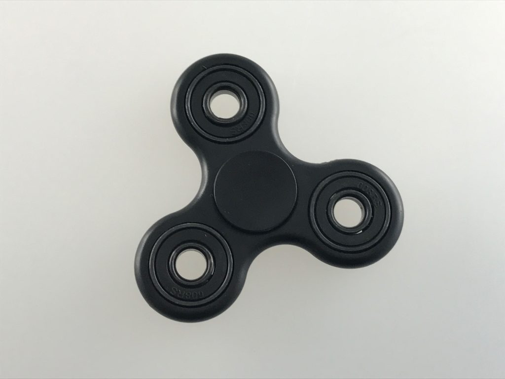 ハンドスピナーが世界中で大人気な4つの理由とは?