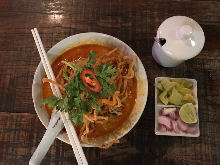 チェンマイ・ニマンヘミンの超一等地レストラン Try Umm New York Cafe