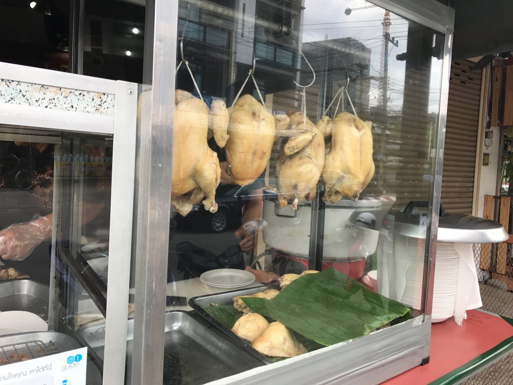 チェンマイのさっぱりした美味しいカオマンガイのお店「Chicken rice Koyi」