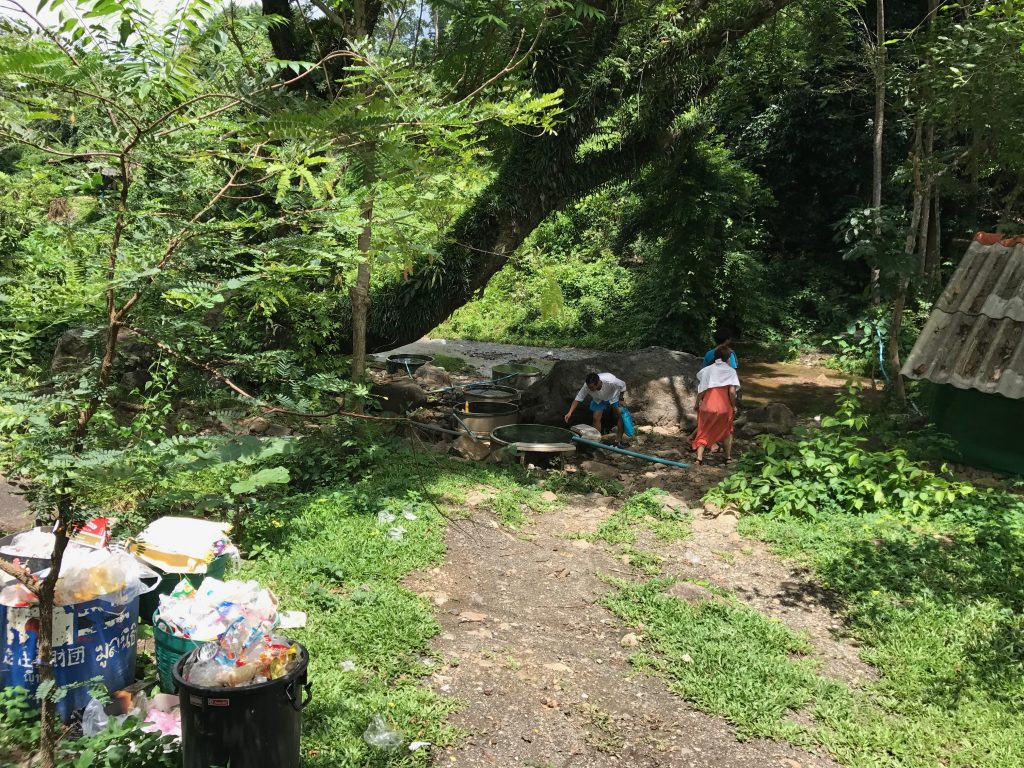 【チェンダオ土管温泉】チェンマイにある川辺の無料露天温泉が楽しい!