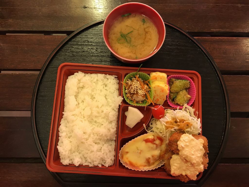 本日のランチセット(500円)