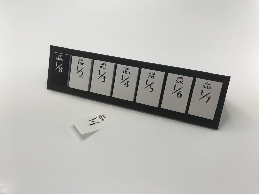 1週間分の日めくりカレンダー