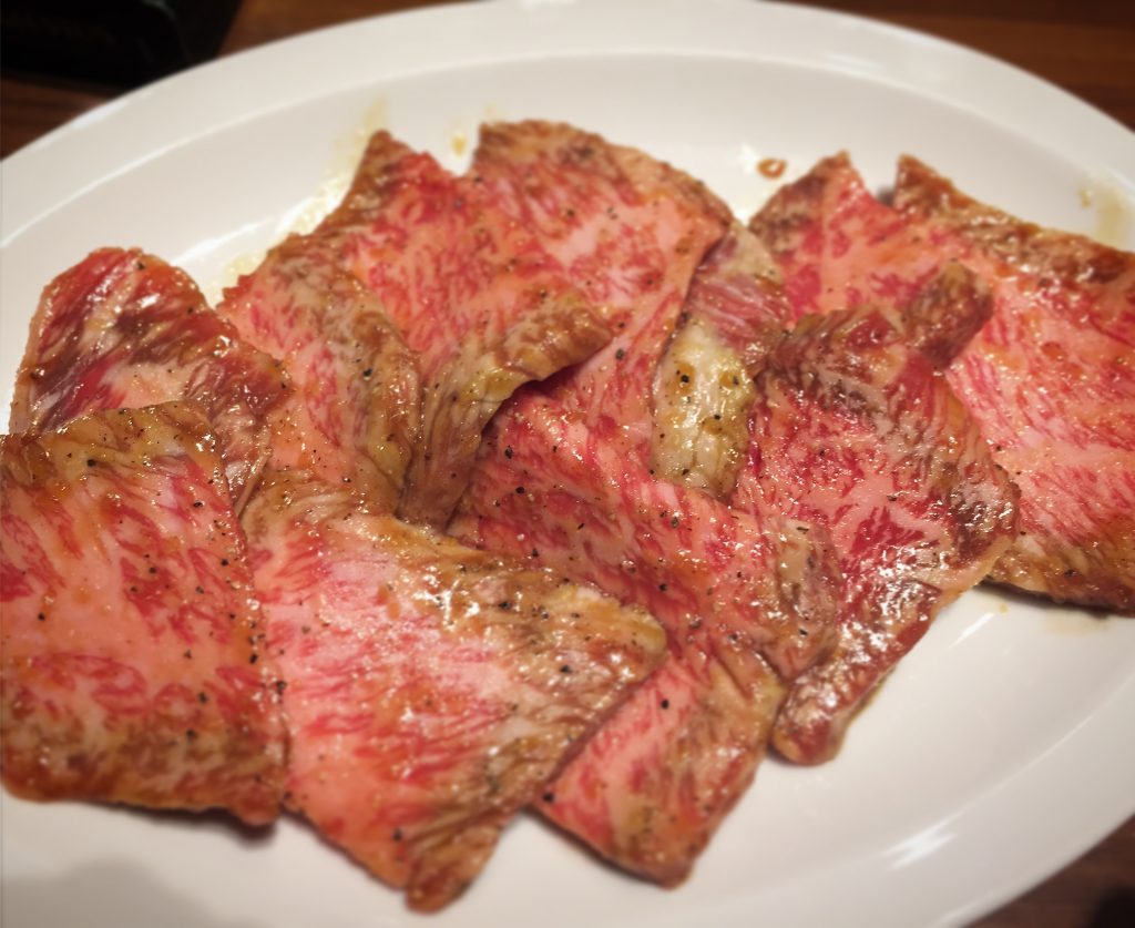 【東京の焼肉おすすめ】食べログ上位ランキングの焼肉ジャンボの内観