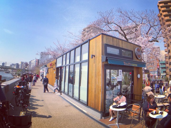 【東京の絶景カフェ】お花見のベストスポット発見✨（隅田公園タリーズ）