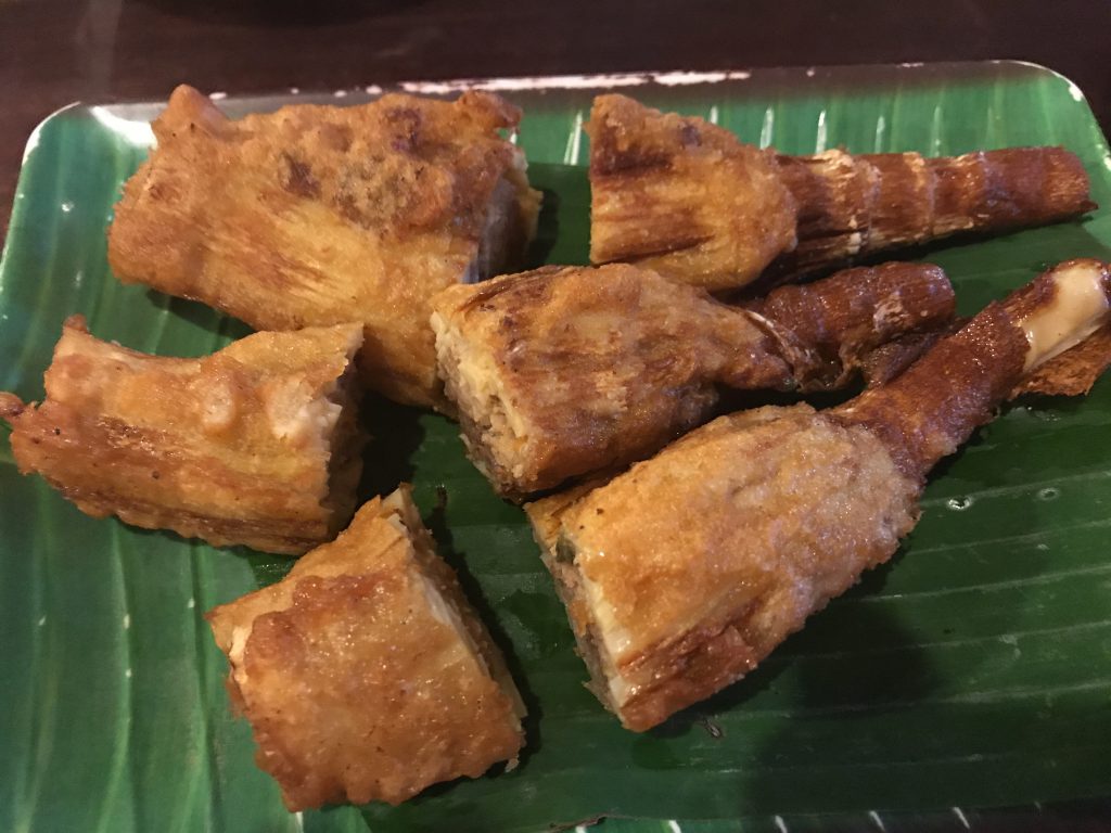 Nho Yat Sai Tord（ノーヤットサイトード） Fried Stuffed Bamboo Shoots（豚肉詰め筍揚げ）80B