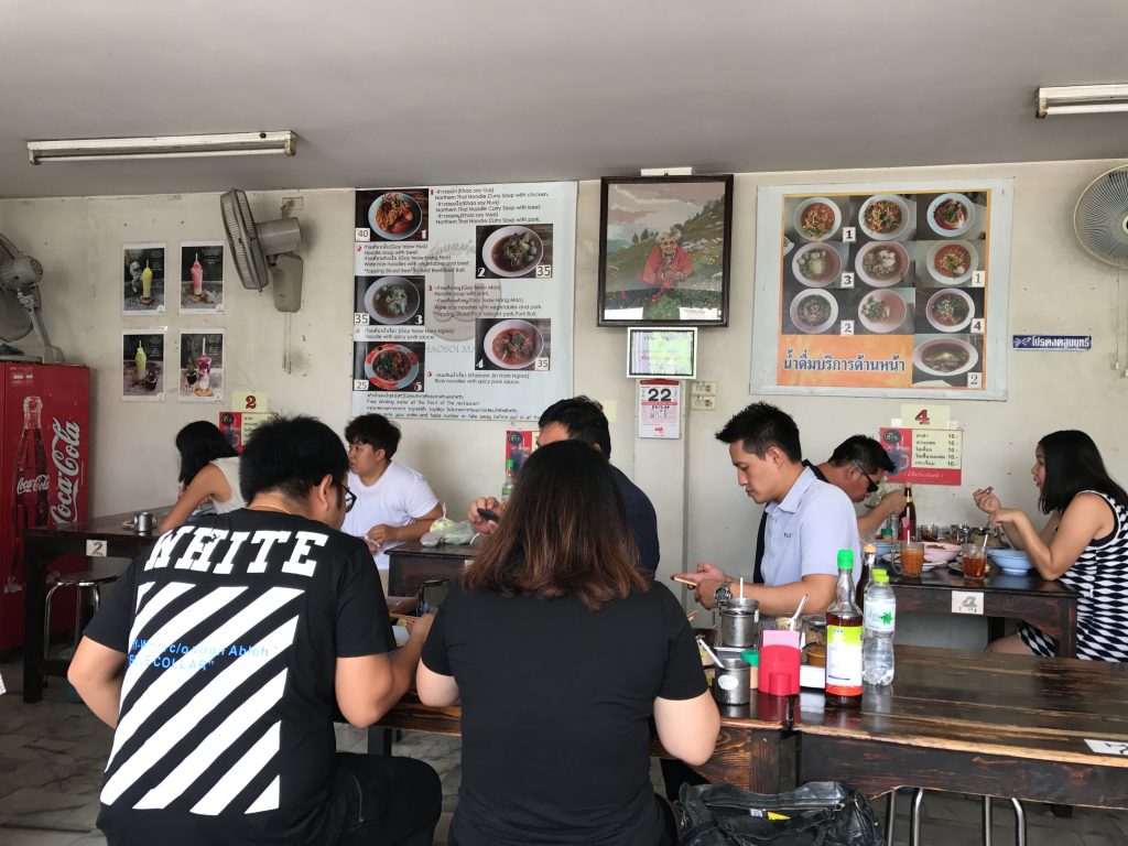 カオソーイの有名店「Khao Soi Mae Sai」で別料理に挑戦（その２）