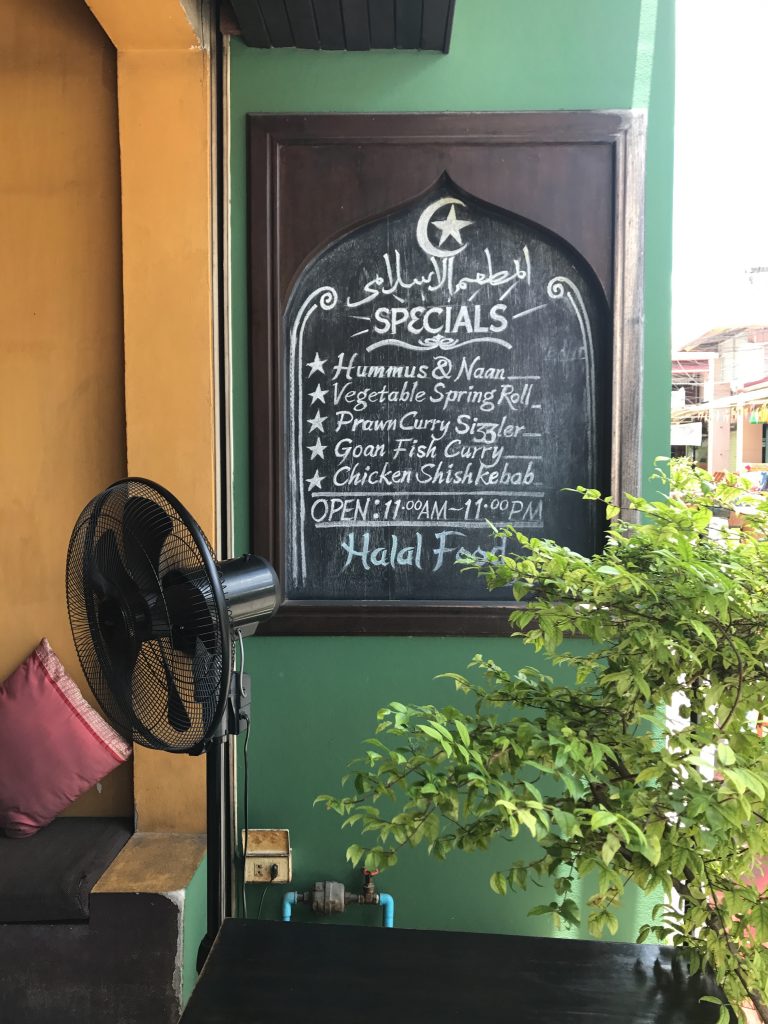 チェンマイでHALAL認証の美味しいカレー店「LE SPICE」