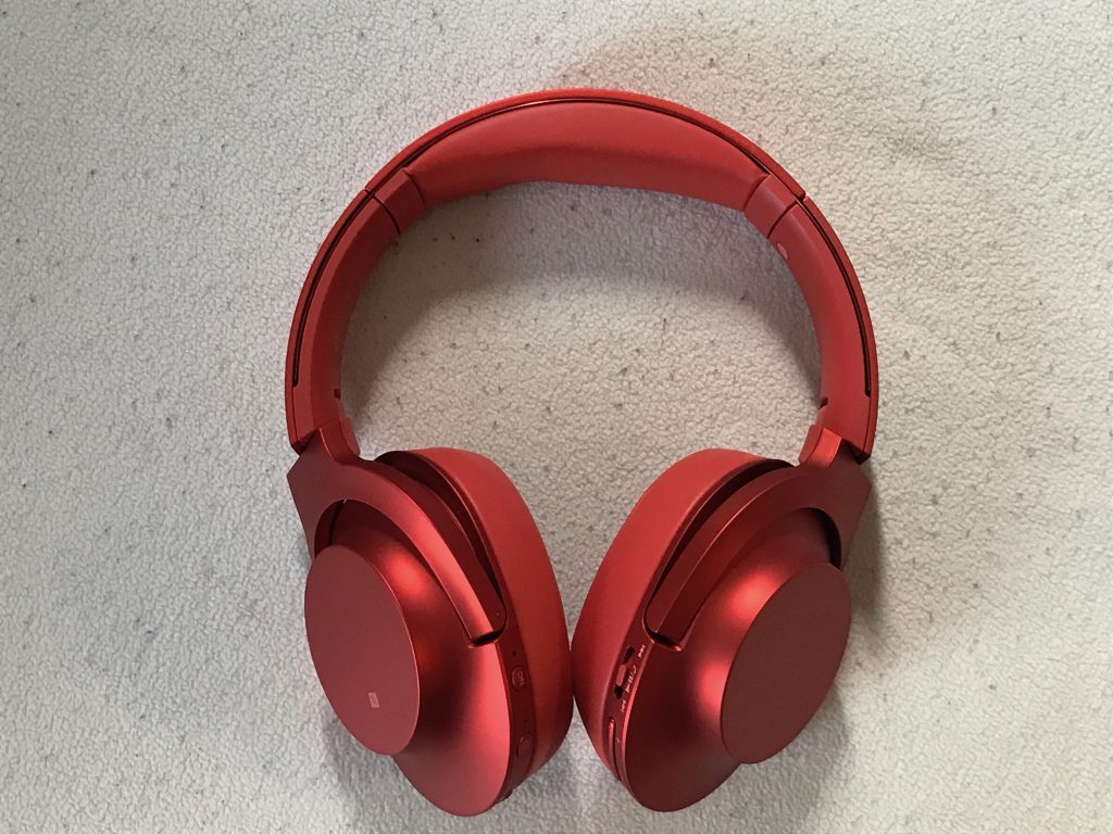 SONY MDR-100ABN（h.ear on wireless NC）REDの特徴