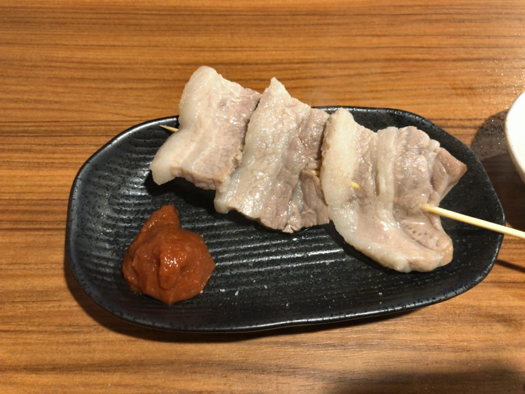 茹で豚カルビ串ー塩（150円）