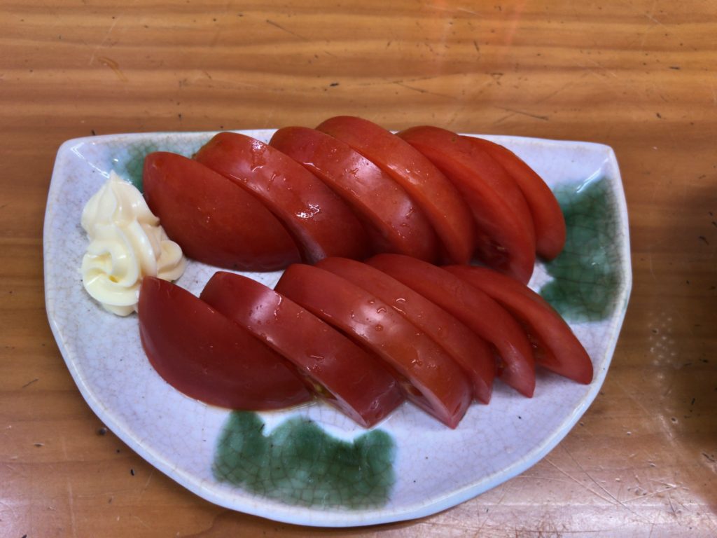 冷トマト（350円）