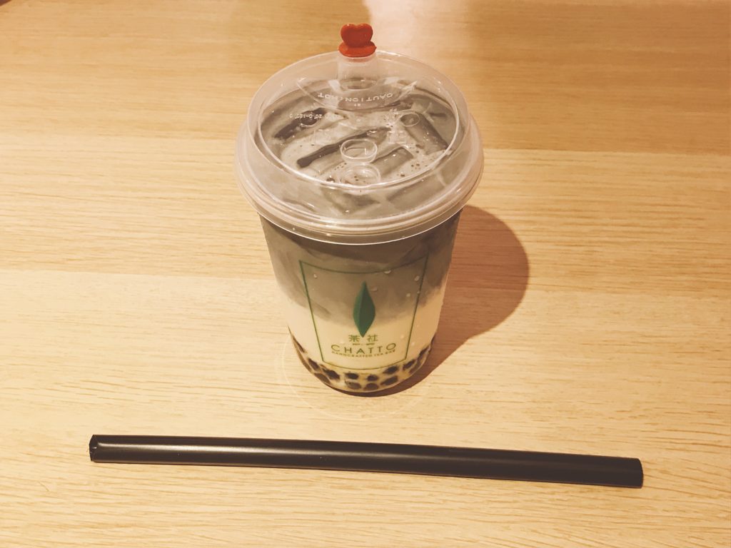 ジョホールバルのおしゃれカフェCHATTO(茶社)のOrganic Roosted Oolong Tea（180円）