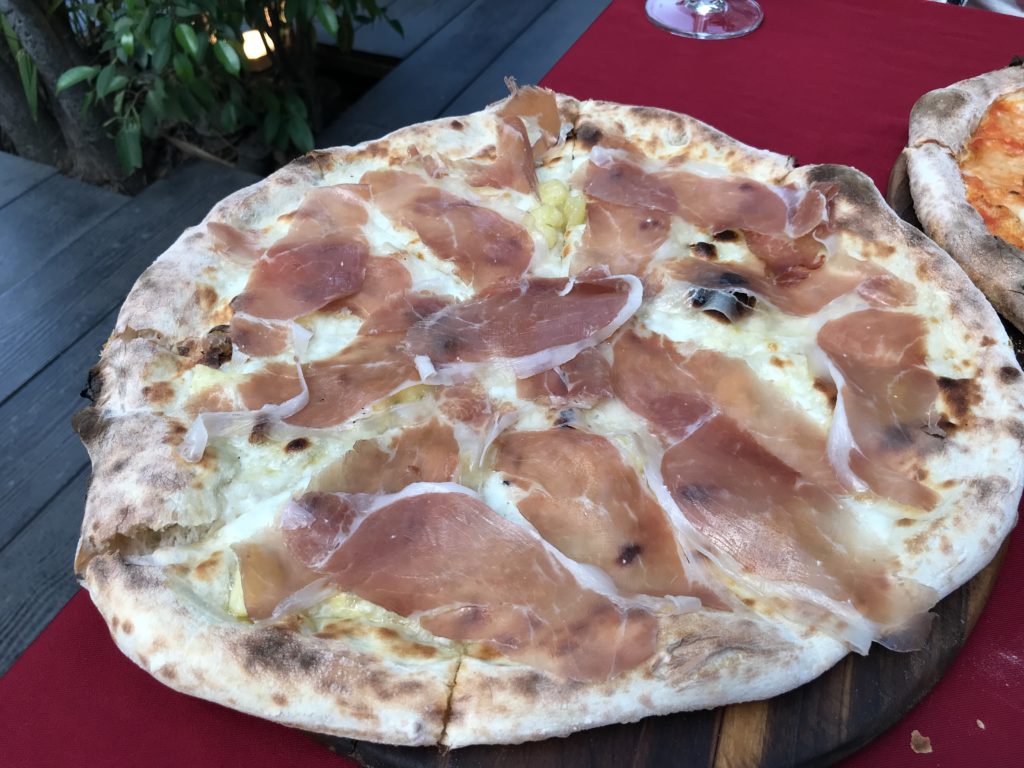 Prosciutto Crudo Pizza（630円/180B）